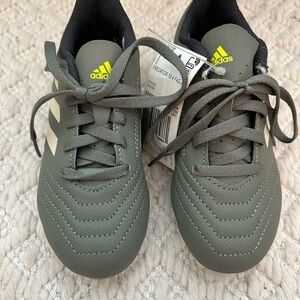Adidas Kids Predator Soccer Cleats - Gray and Yellow